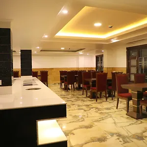 The Grand White By Parfait 3* Shimla